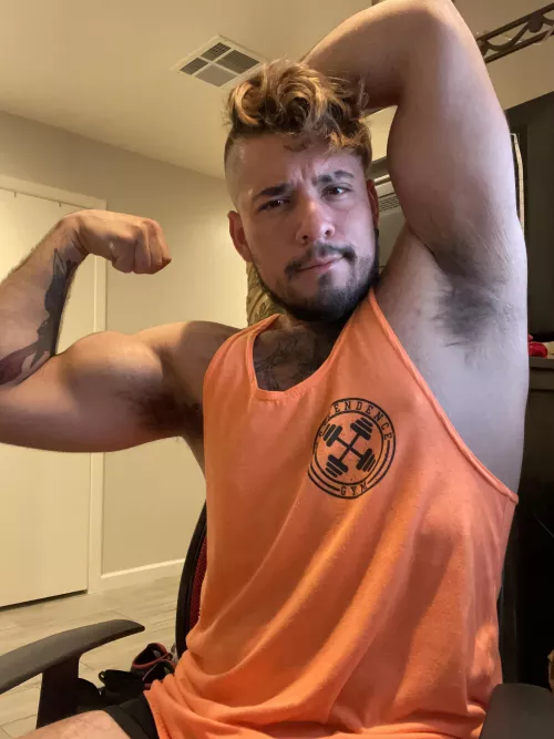 Bear hugs before bed are mandatory 🧸❤️