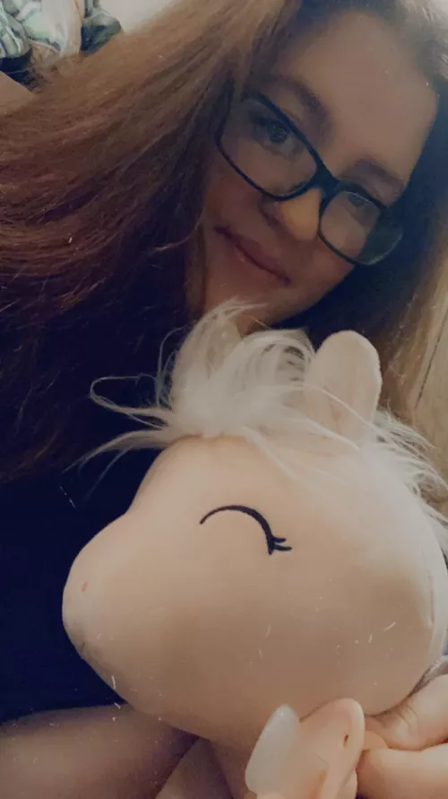 Been cleaning and found my unicornnnn! What should I name her? I guess we played hide and seek and I forgot about her 🙈