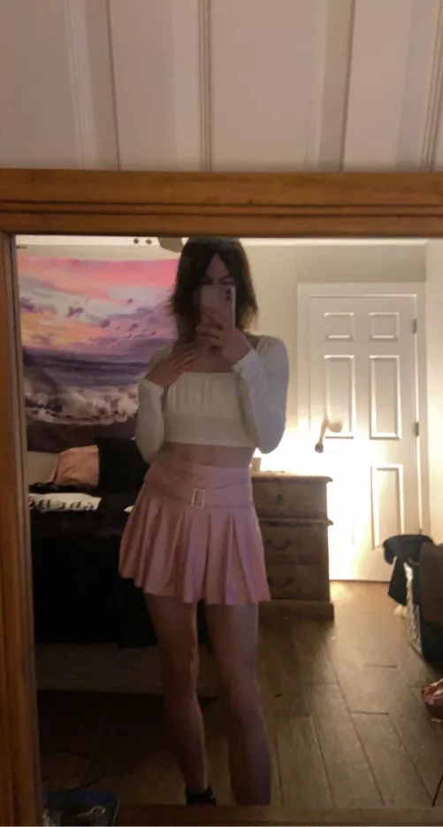 Been feeling down lately😒could use some kind words to make my day better 😕