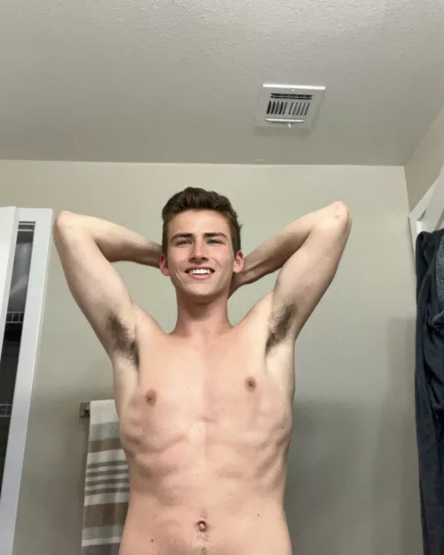 Been happy with my consistency with the gym lately and wanted to show it off a little 🤗