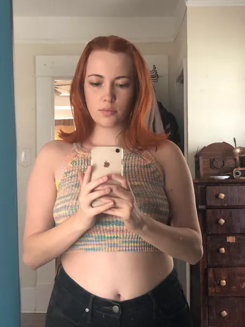 Belly button slip 😮