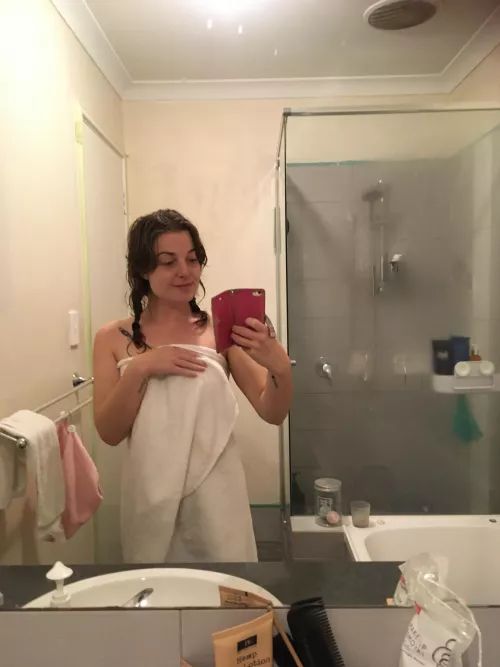 Betas receive this when they ask for shower pix [oc] Aussie switch