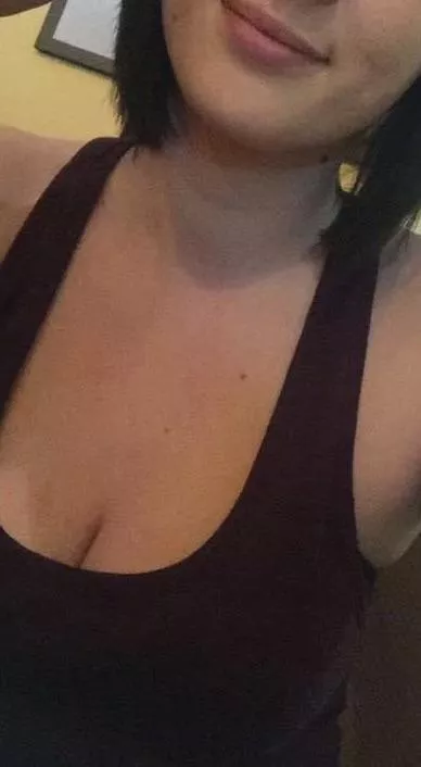 Bi girl here…I would love to see some couple pics ofthe wife you’re cheating on..