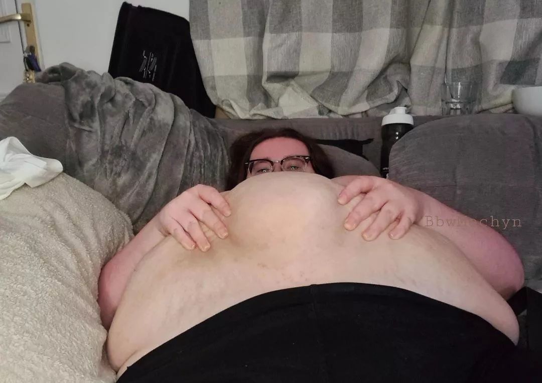 Big ol' belly 🥰❤