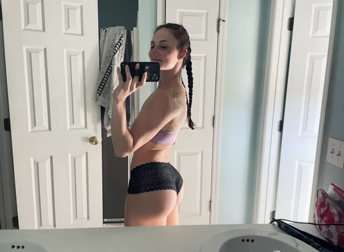 black lace boyshorts