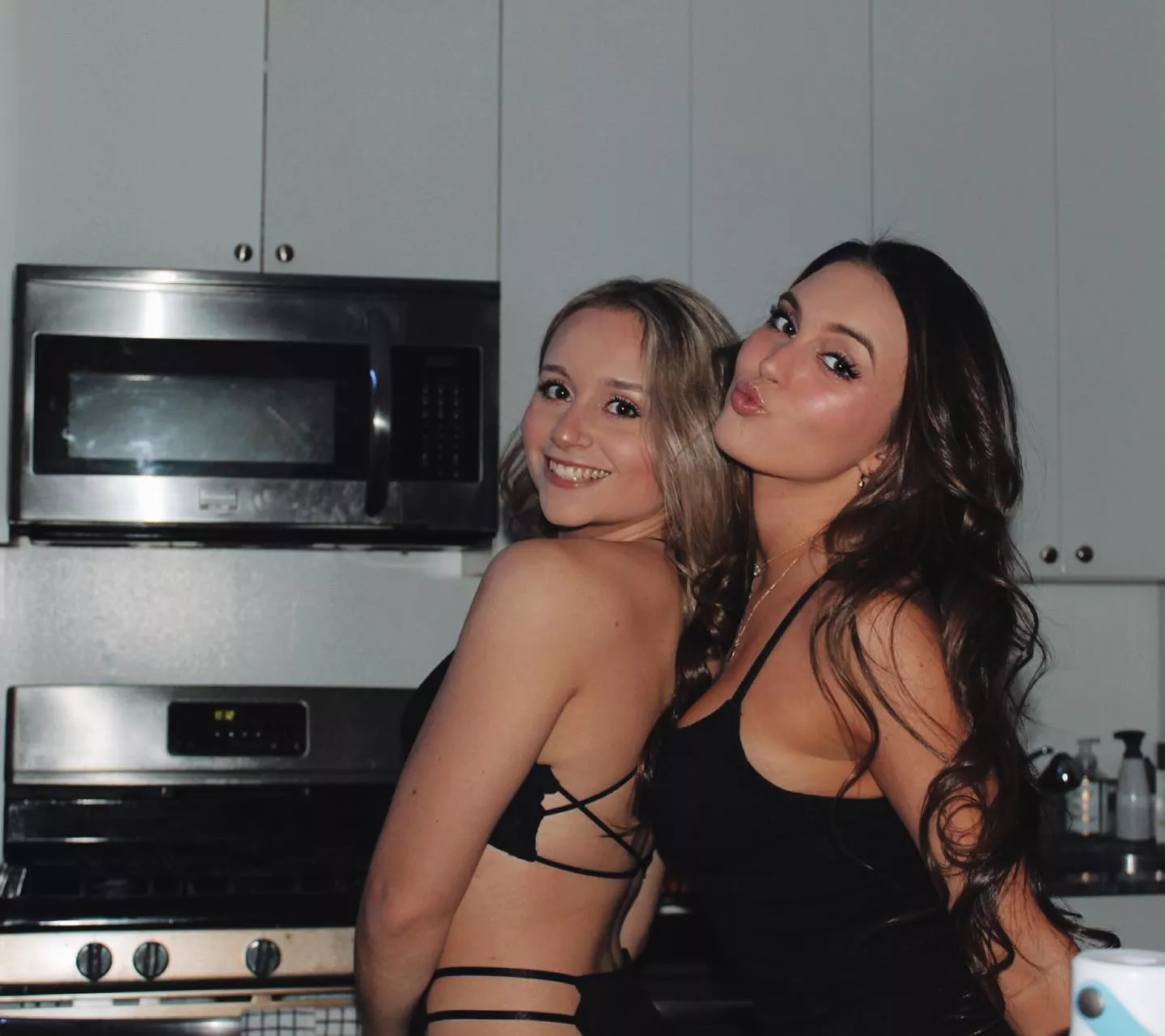 blonde or brunette?