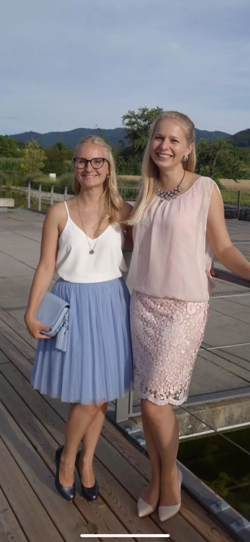 Blondes [2]