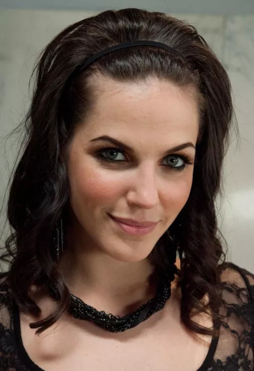 Bobbi's beautiful face...