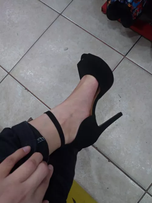 Brand new heels