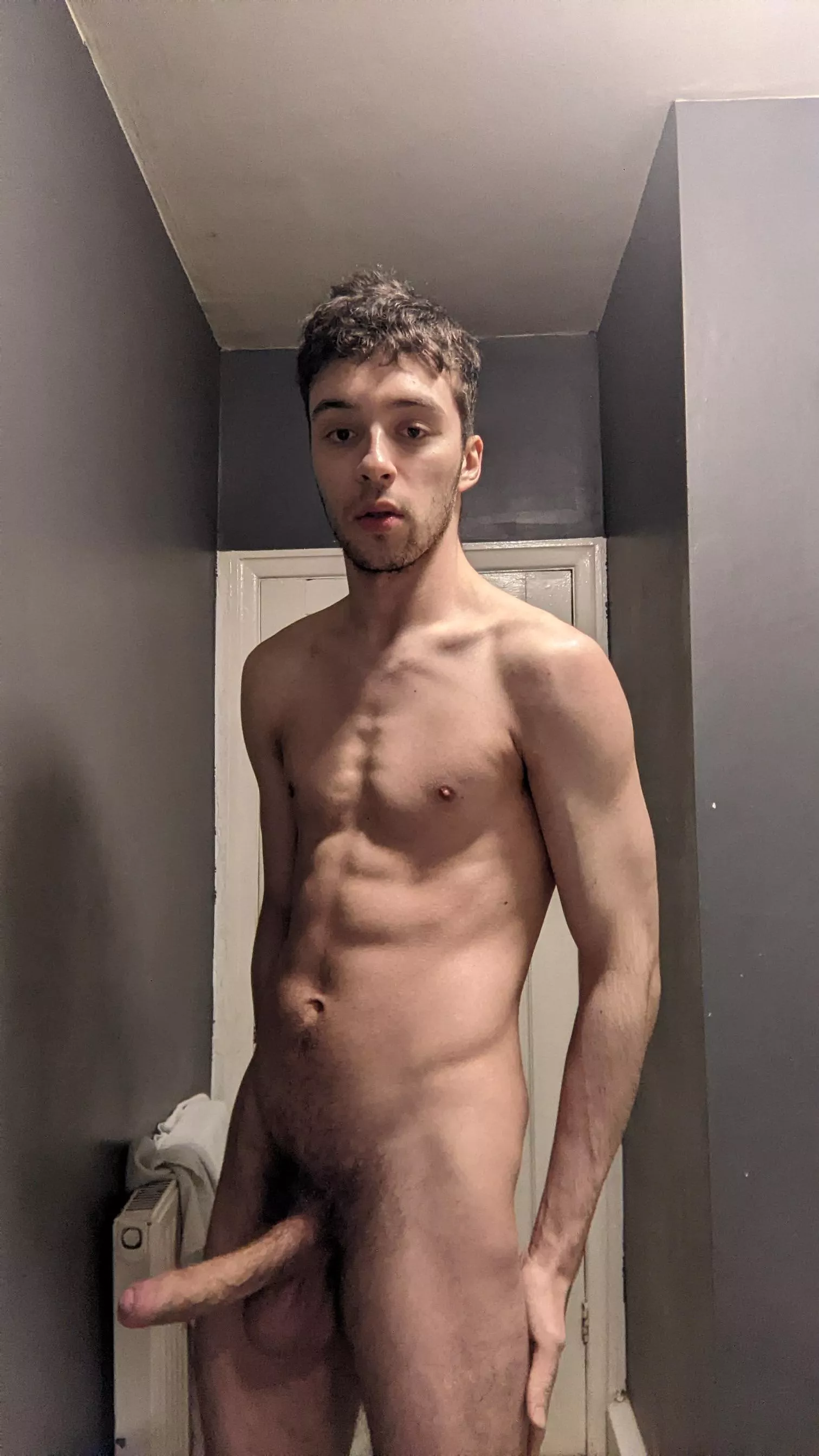 British guys have big cocks too 🙄