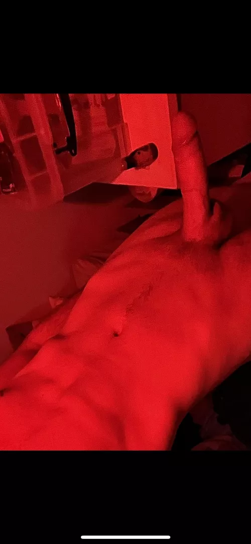 Brought out the red light and now I wish your lips were around my monster 👀