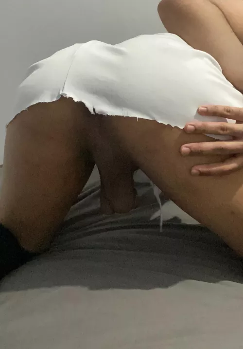 Can anyone train me to be a good sissy slut 🥺?