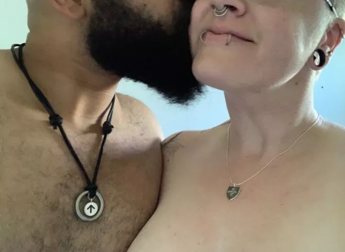 Can I see your day collars? This is a photo of my puppy wearing the day collar I made for him and my paired “female dominant” necklace.