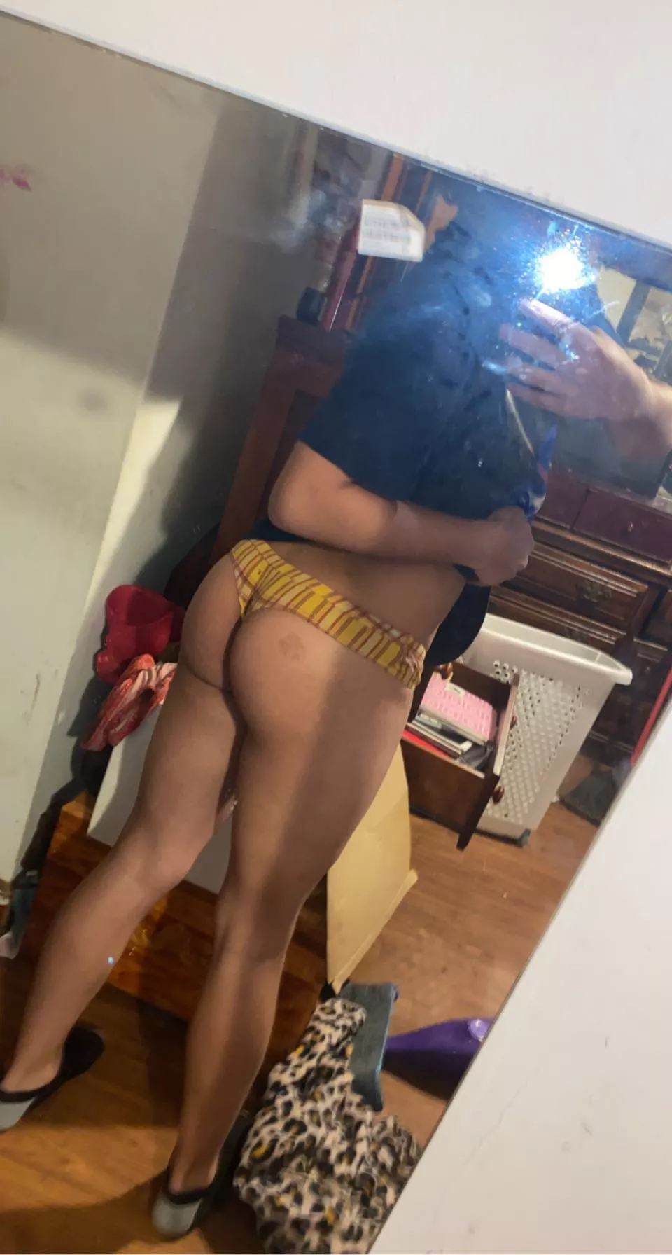 Can I still be straight while taking a picture in my sisters thong?