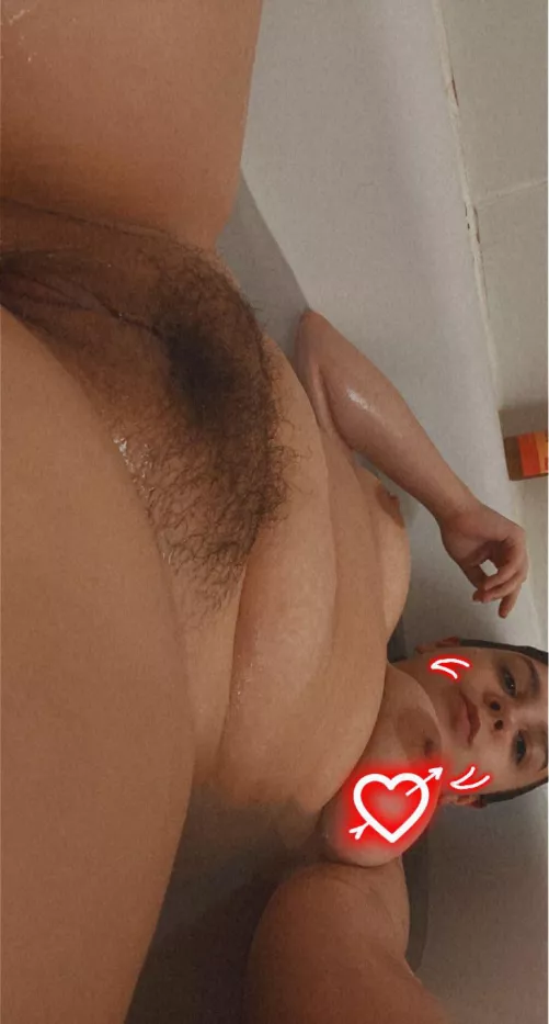 Can some one dirty talk to me until I cum pls 🥺 my pussy is THROBBBING