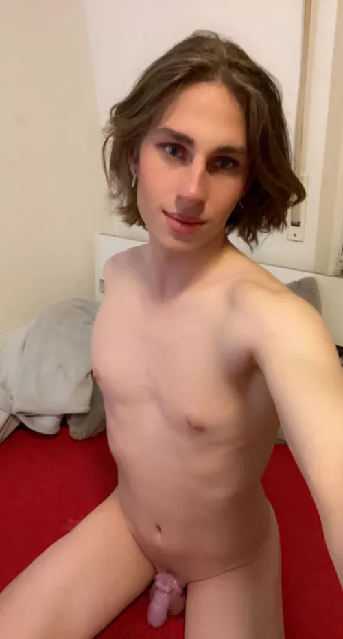 Can you already see that my titties are growing? 🥰