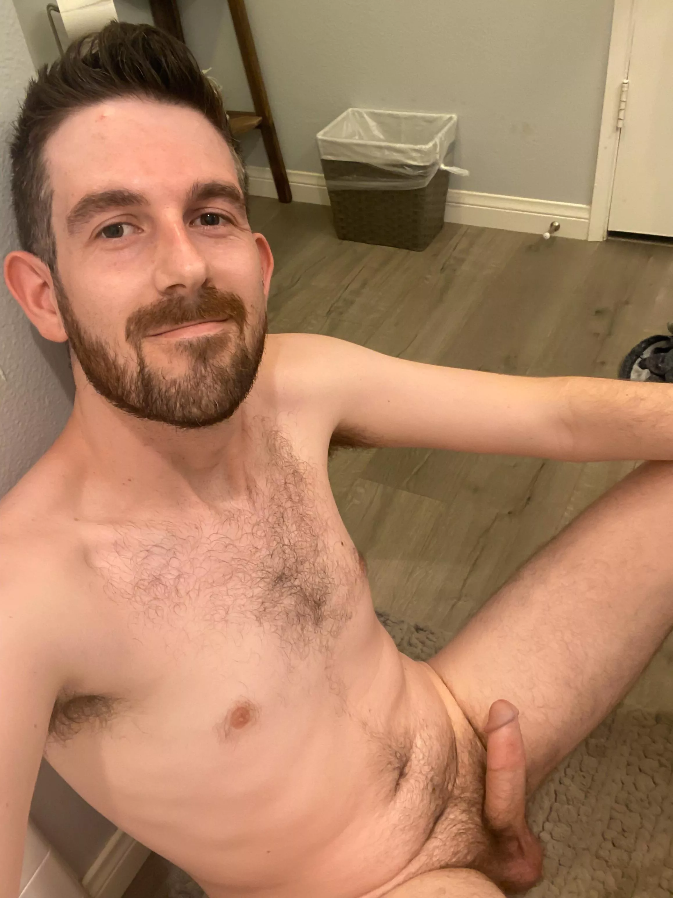 Casual nudity 😊
