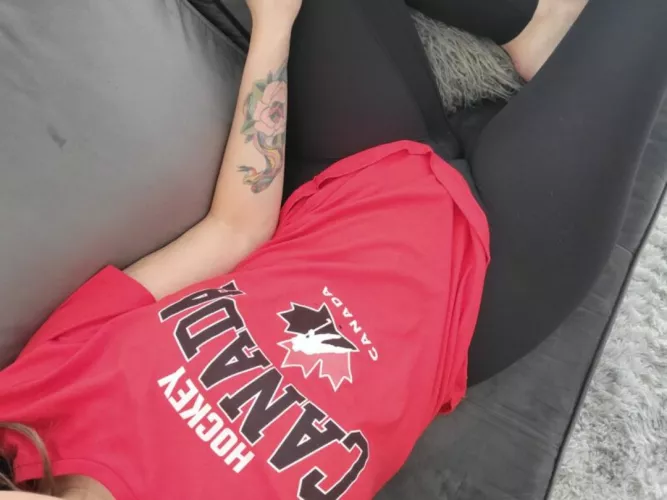 casually Canadian with a little yoga sexy mixed in 🐫😻