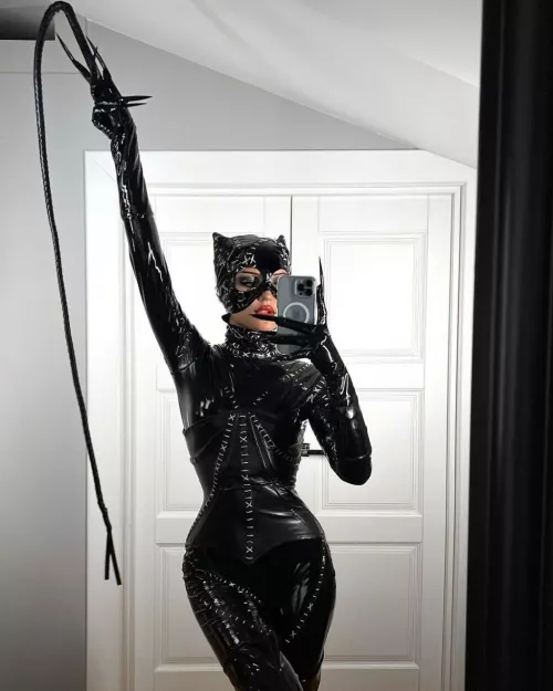 Catwoman by Dina Saeva