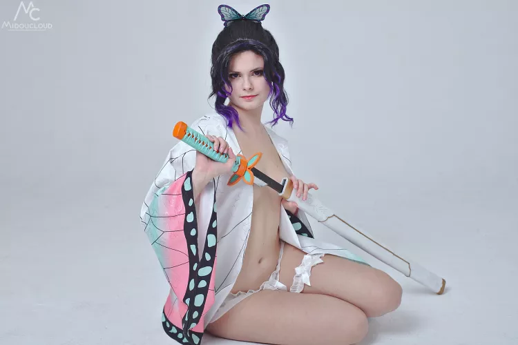 Chariot.cos as Shinobu [Kimetsu no Yaiba] by midoucloud_photo [photographer]