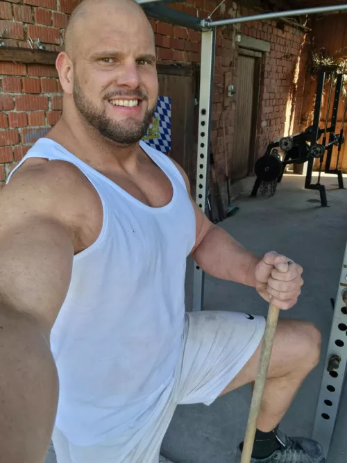 cleaning my barn 😊