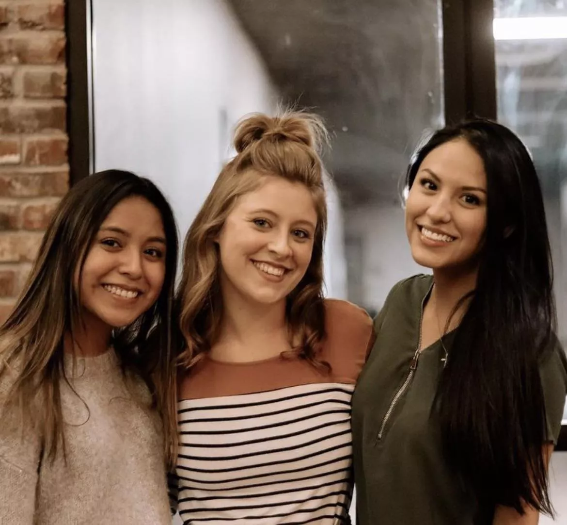 College Besties
