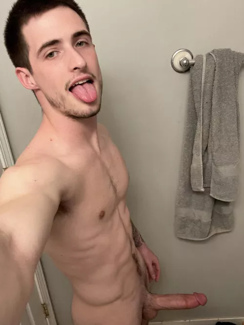 Come get on your knees bro😏