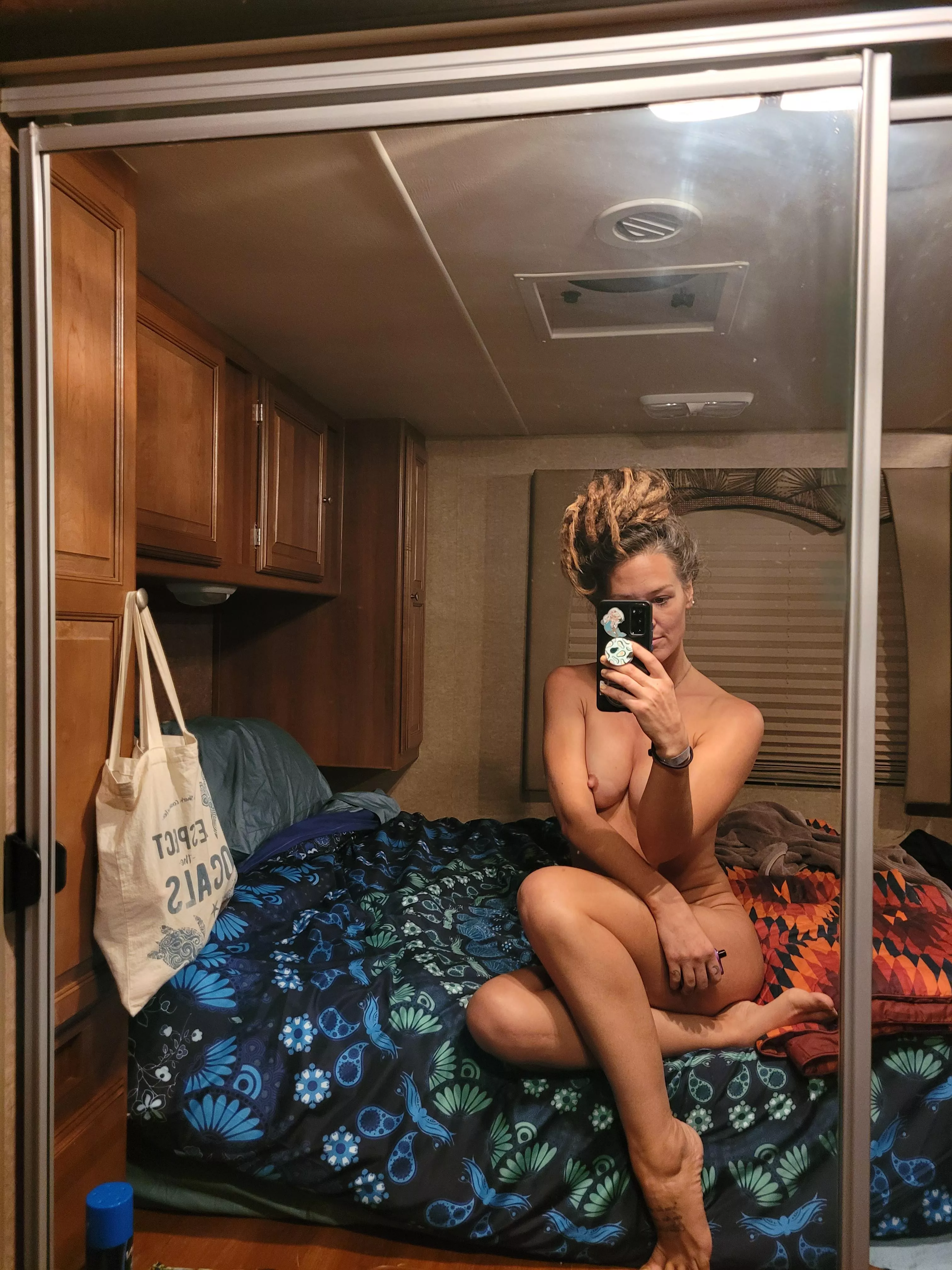 come here... 🥺