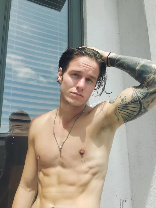 Come outside and enjoy the spring weather with me