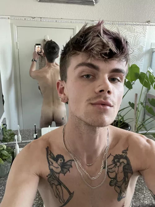 Come put me to work 👅