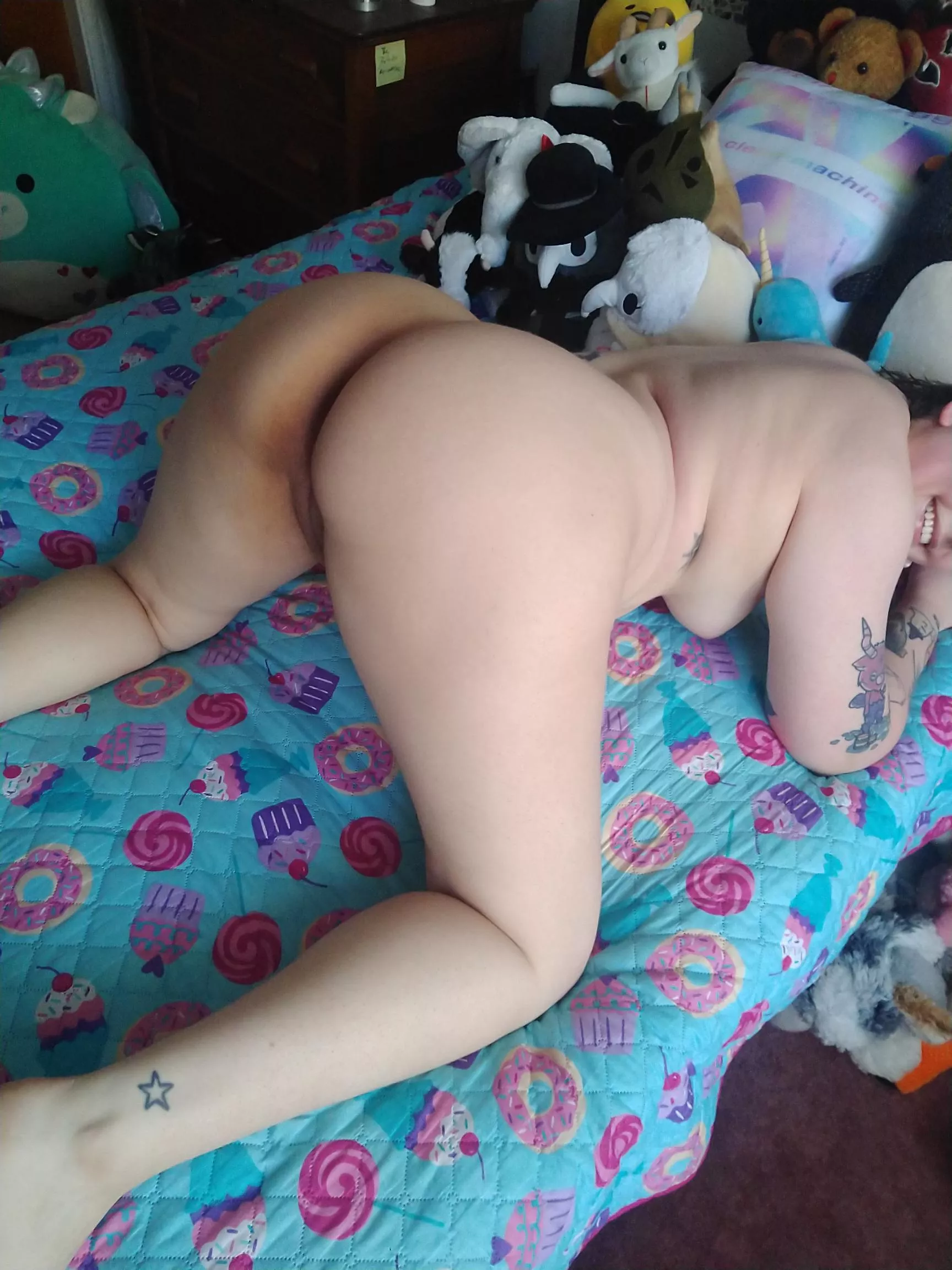 come spend some time between my thighs