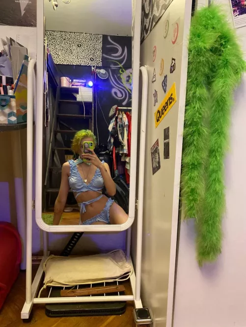 Come to fun with me, honey