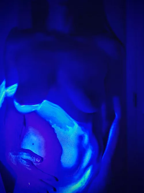 🎶Come with me and you'll be in a world of pure imagination 🎶