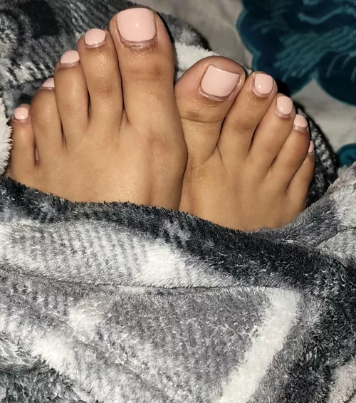 comfy feet