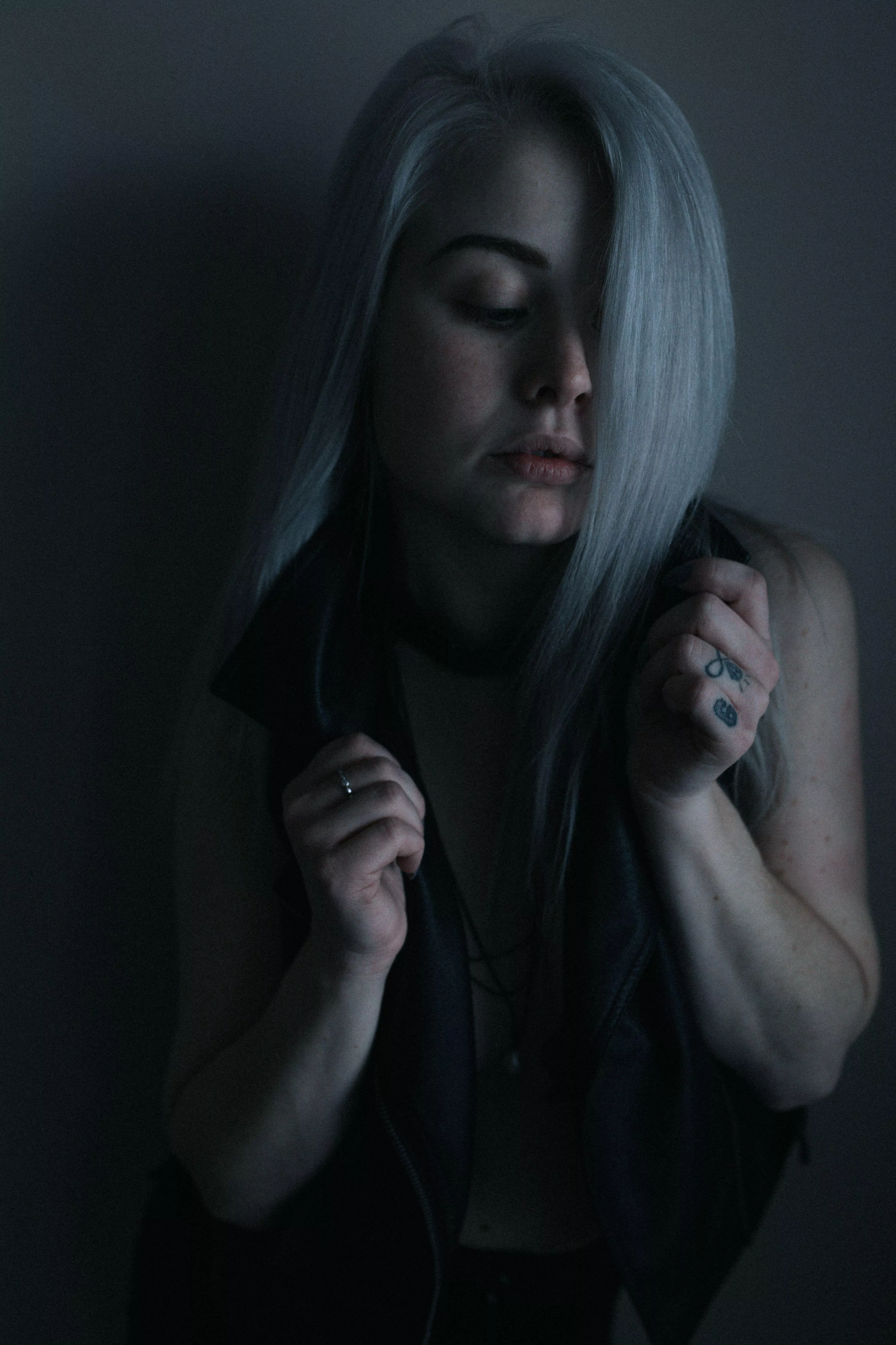 @contrarycherryco