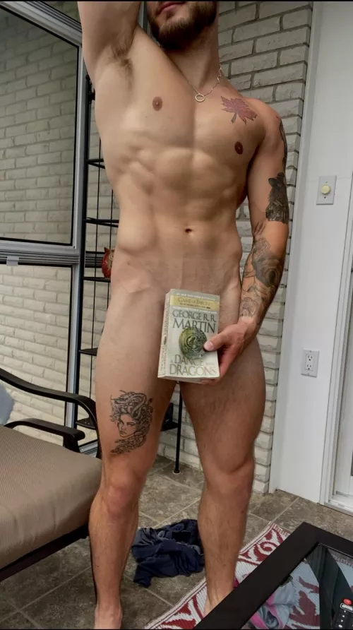 Could you hold this for me?🙏(m)