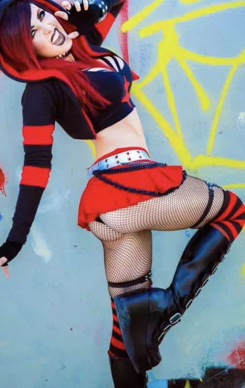 Cover this Slutty Goth Hooker in Louisiana with a load💦 I always see her out wearing the tiniest skirts she’s such a hot tease