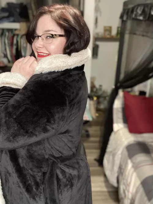 Cozy robe selfie 🤳🏻