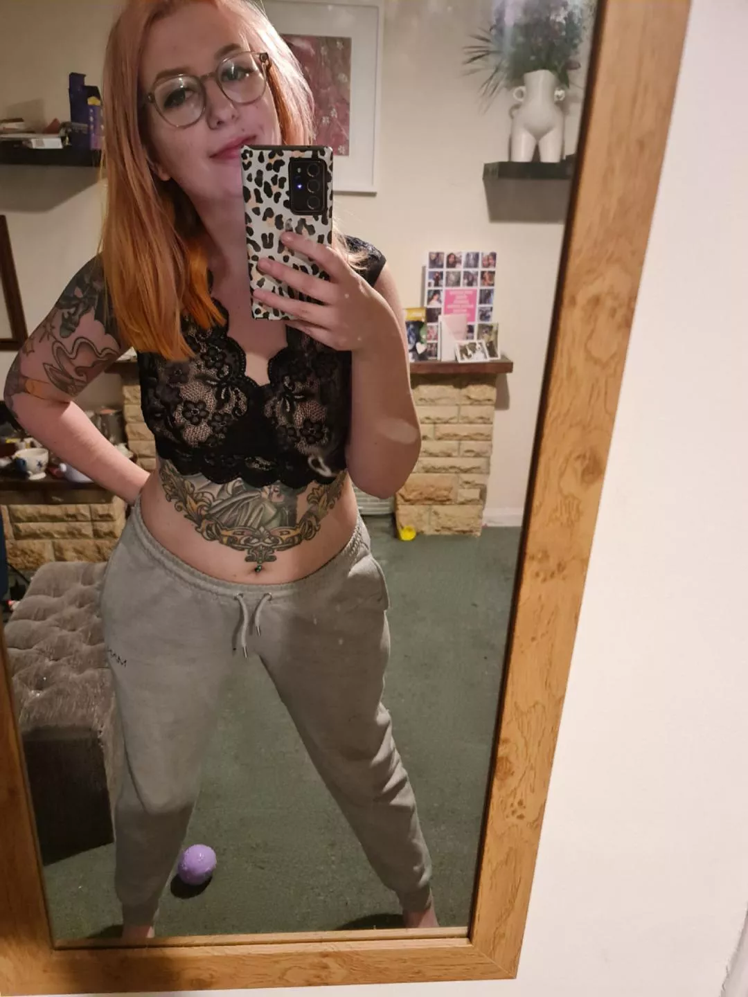 Crop top + comfies