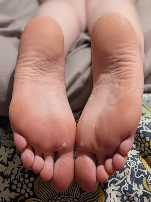 Cum on soles