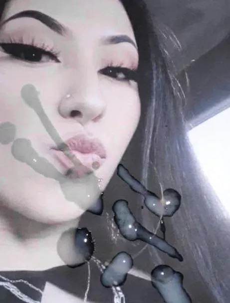 Cumshot Latina