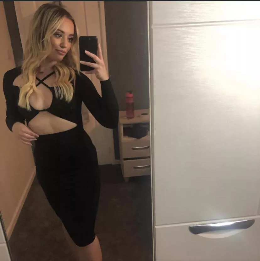 Cute blonde chav