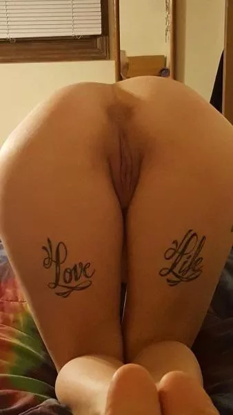 Cute lips even cuter legs
