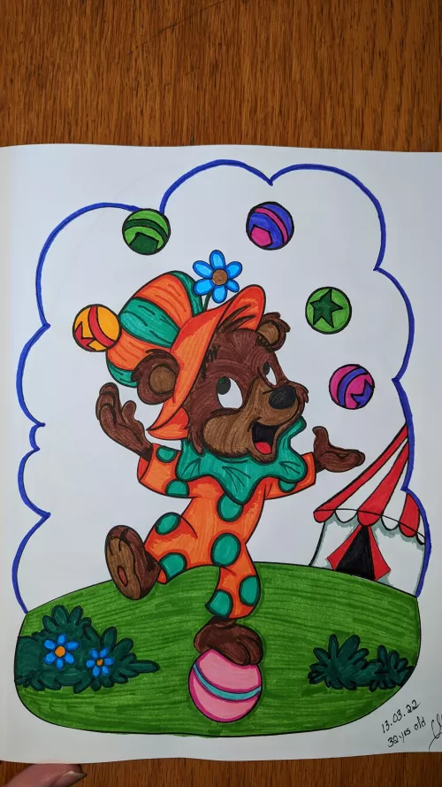 Dada commissioned a drawing with an animal of my choice - TADA ! I chose circus because so many choices of colors 😍