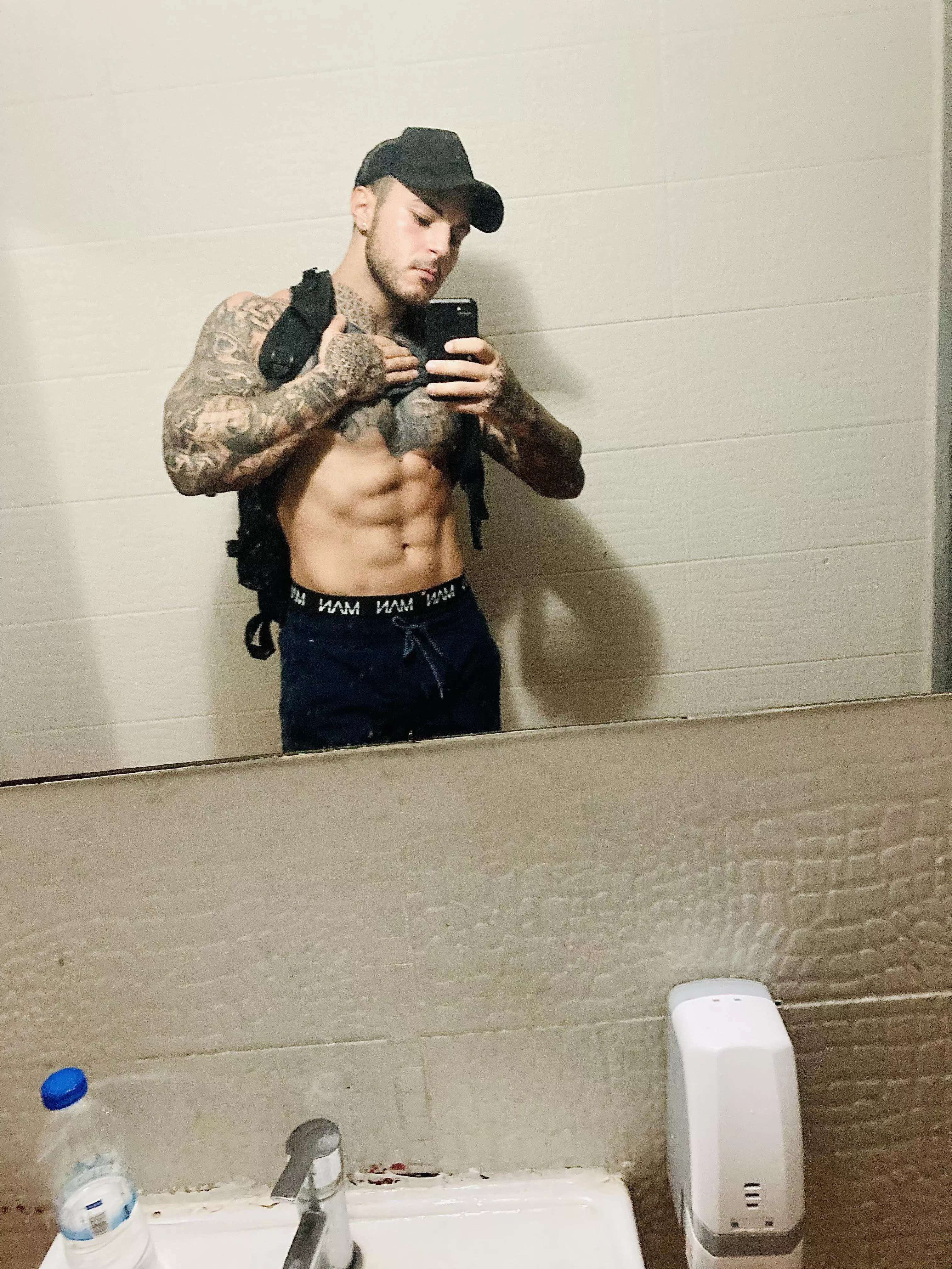 Daddy’s home 😈