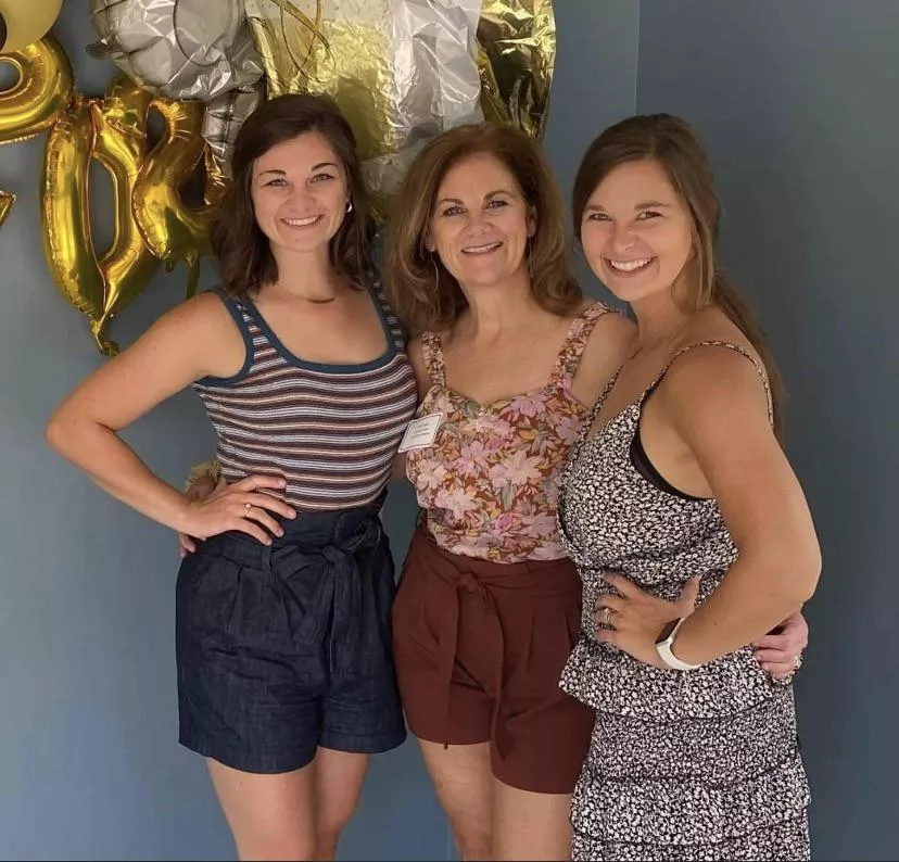 Daughters or mom?