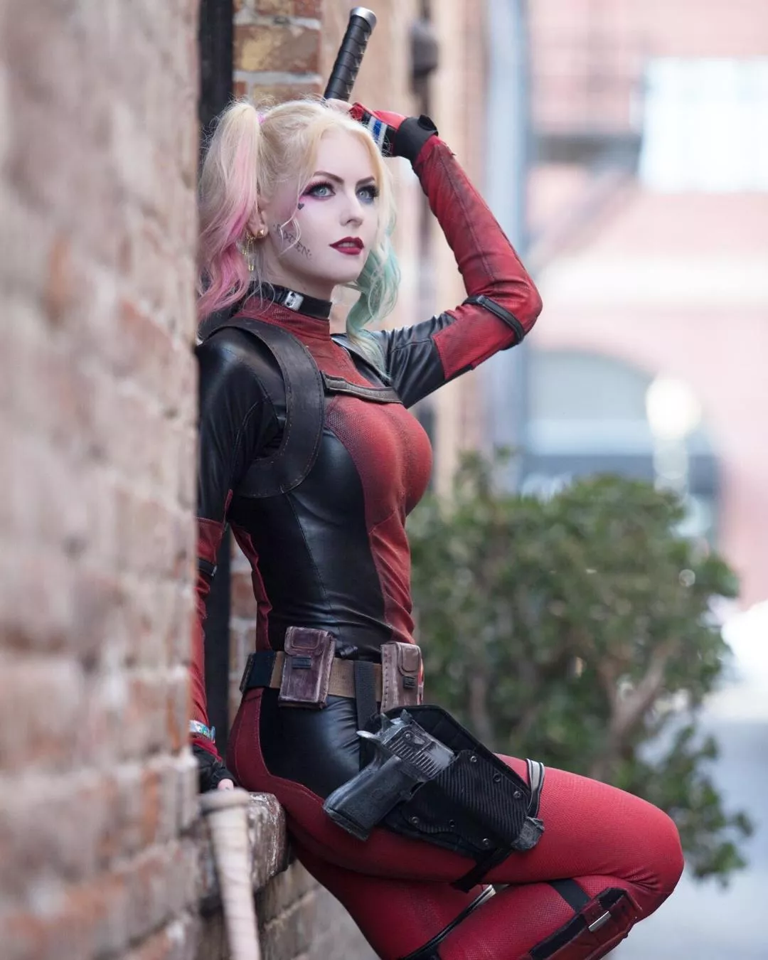 Deadpool/Harley Quinn Mashup by Jessica Chancellor