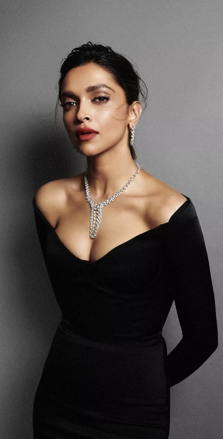DEEPIKA PADUKONE