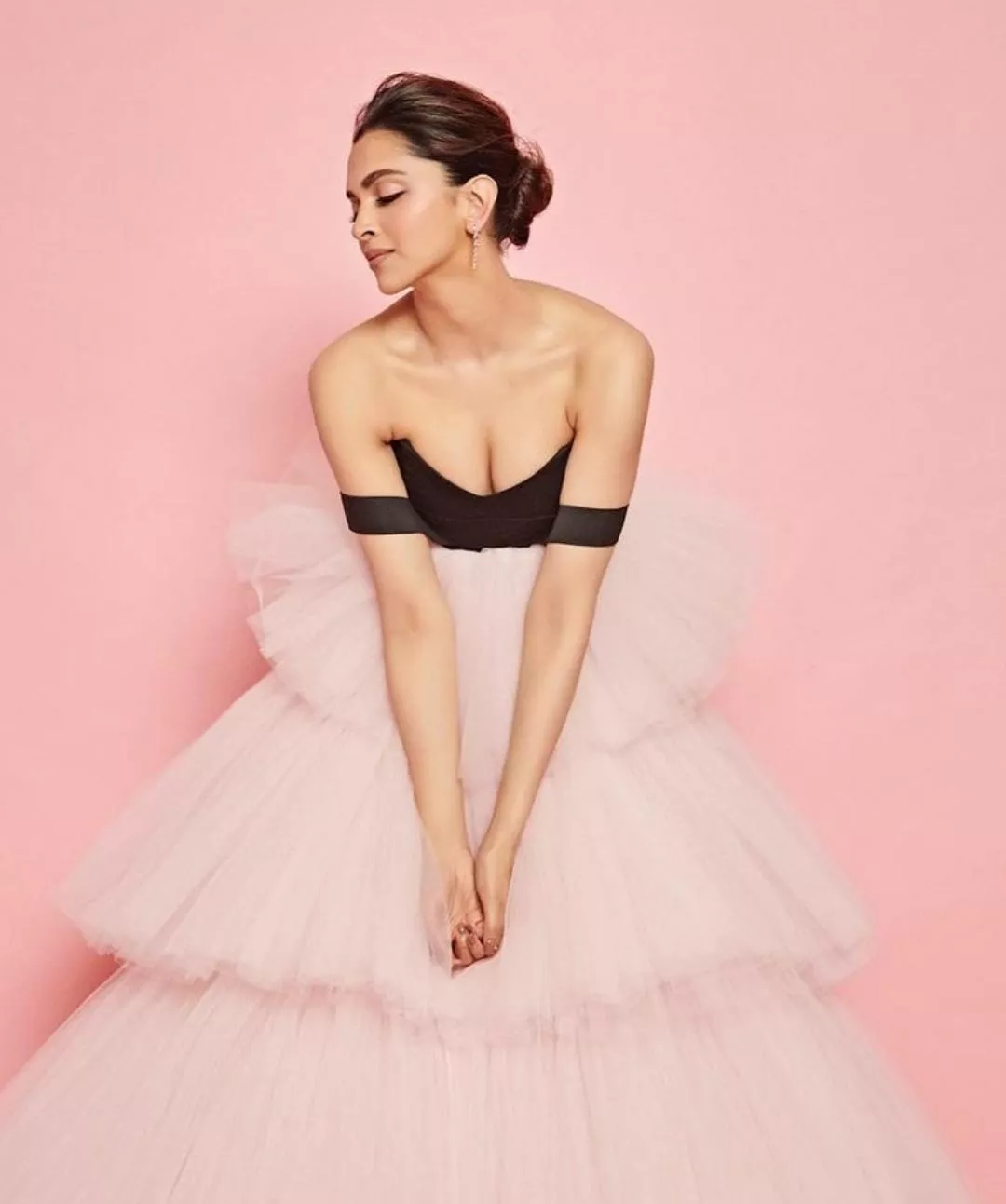 DEEPIKA PADUKONE