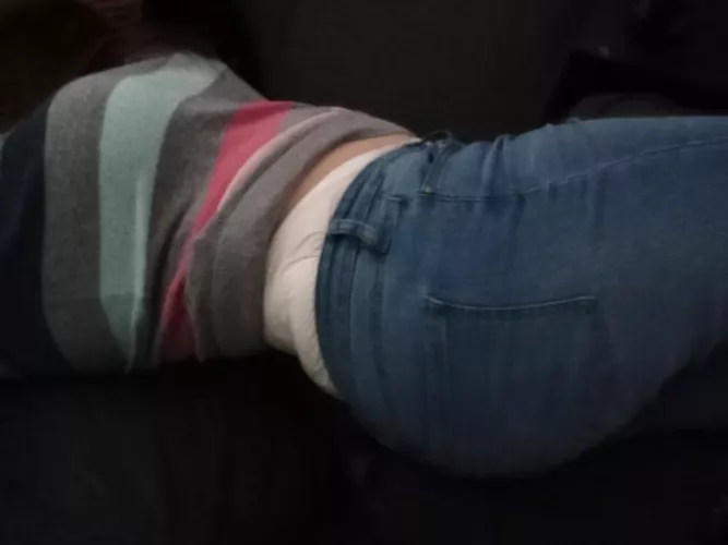 diapers and jeans are fun but... something tells me everyone would know I'm wearing 🤔💕